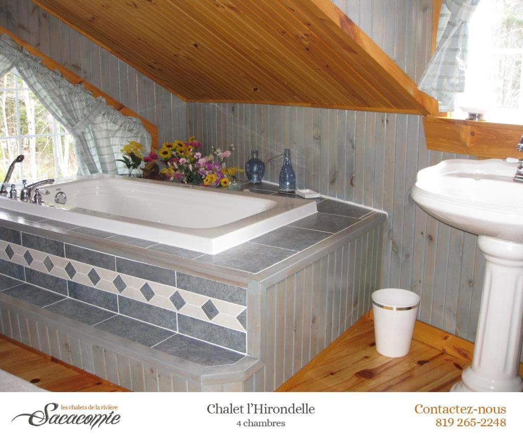 Chalets De La Riviere Sacacomie Villa Saint-Alexis-des-Monts Eksteriør bilde